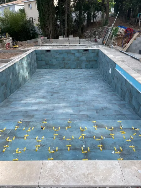 Piscine carrelée, photo 11 sur 25